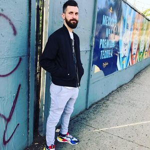 Meet your Posher, Marshall